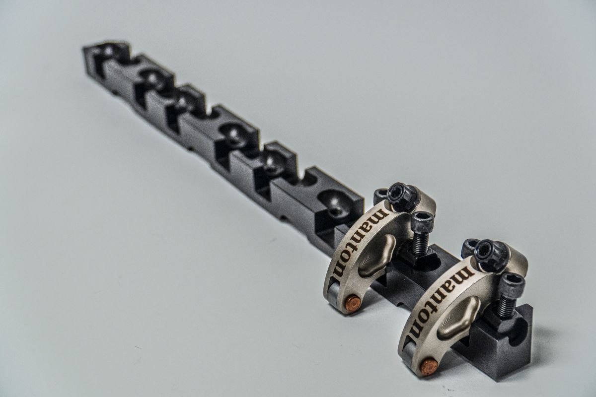 LT Manton Billet Steel Shaft-mount Adjustable Roller Rocker Stand